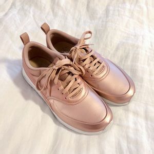 Nike Rose Gold Air Max Thea